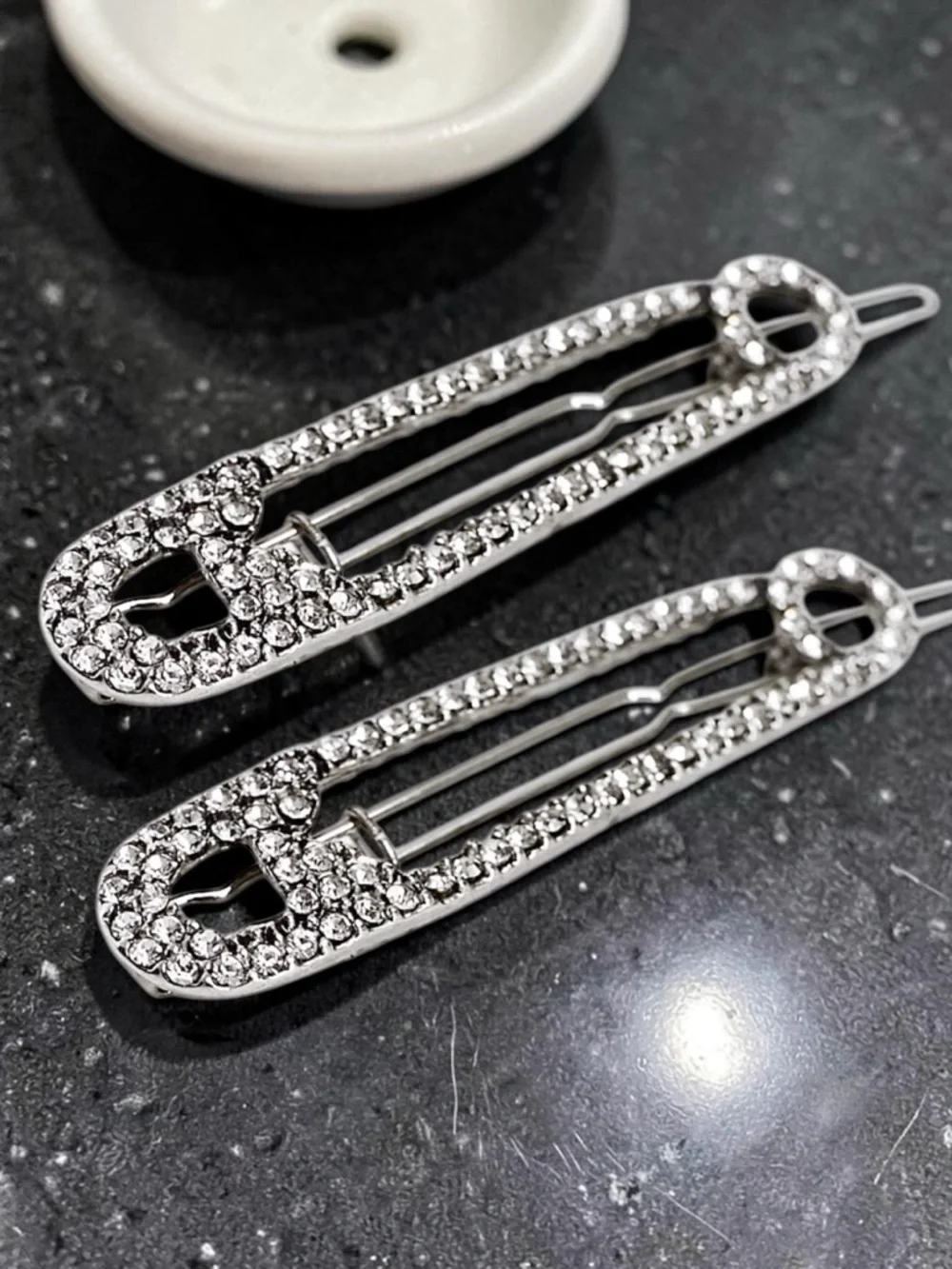🌻NEW Set of Two (2) Kristin Ess “The Safety Pin
